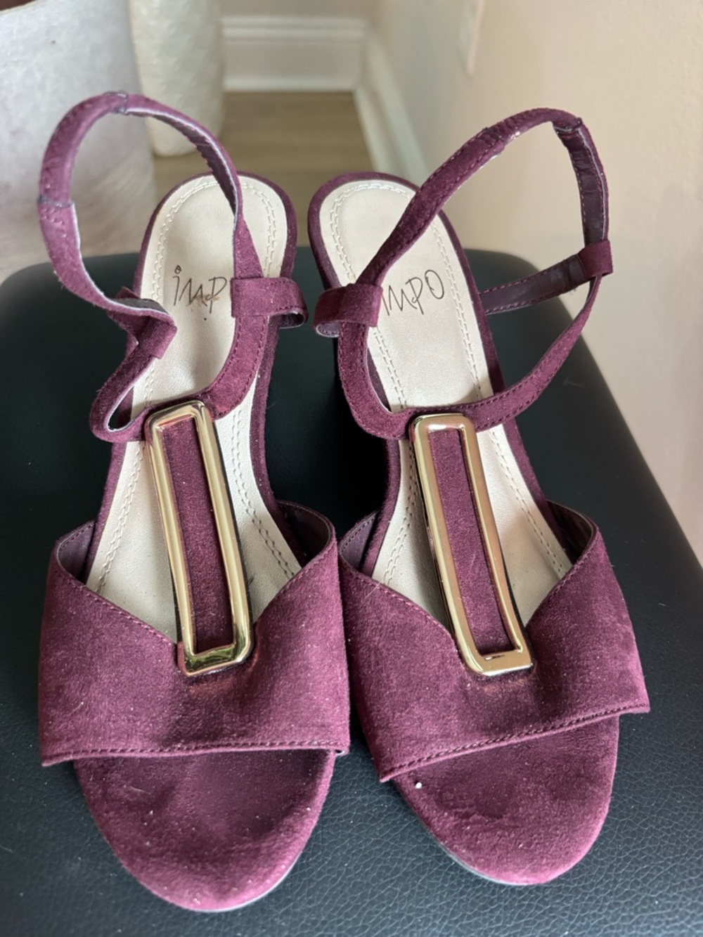 Women’s Suede Burgundy T-Strap wedge Sandals